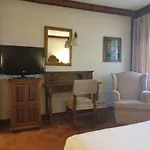 普拉森西亚旅馆