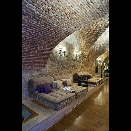 De 4*