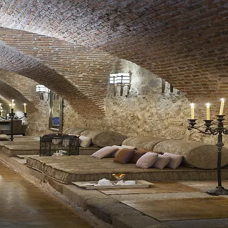 パラドール デ プランセシア ホテル 4*