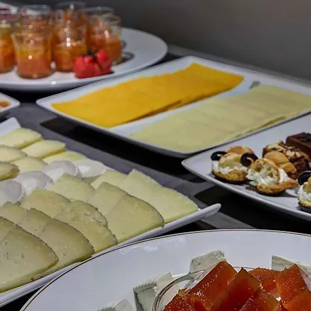 De 4* بلاسينثيا